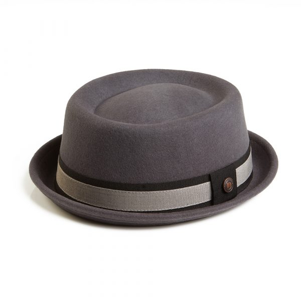 Leo Grey 5