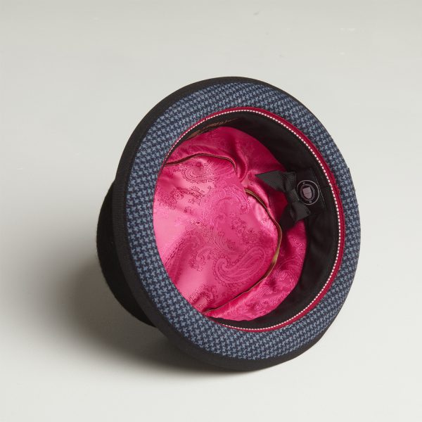 Nico Carbon 3